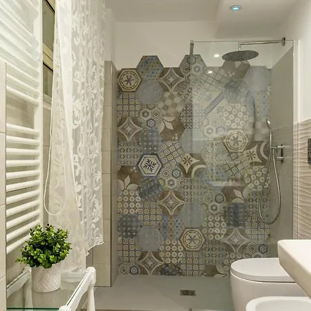 Adalgisa تاورمينا